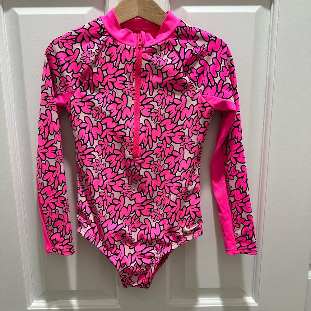 Nike Kids Rashguard in Pink Leaf Design